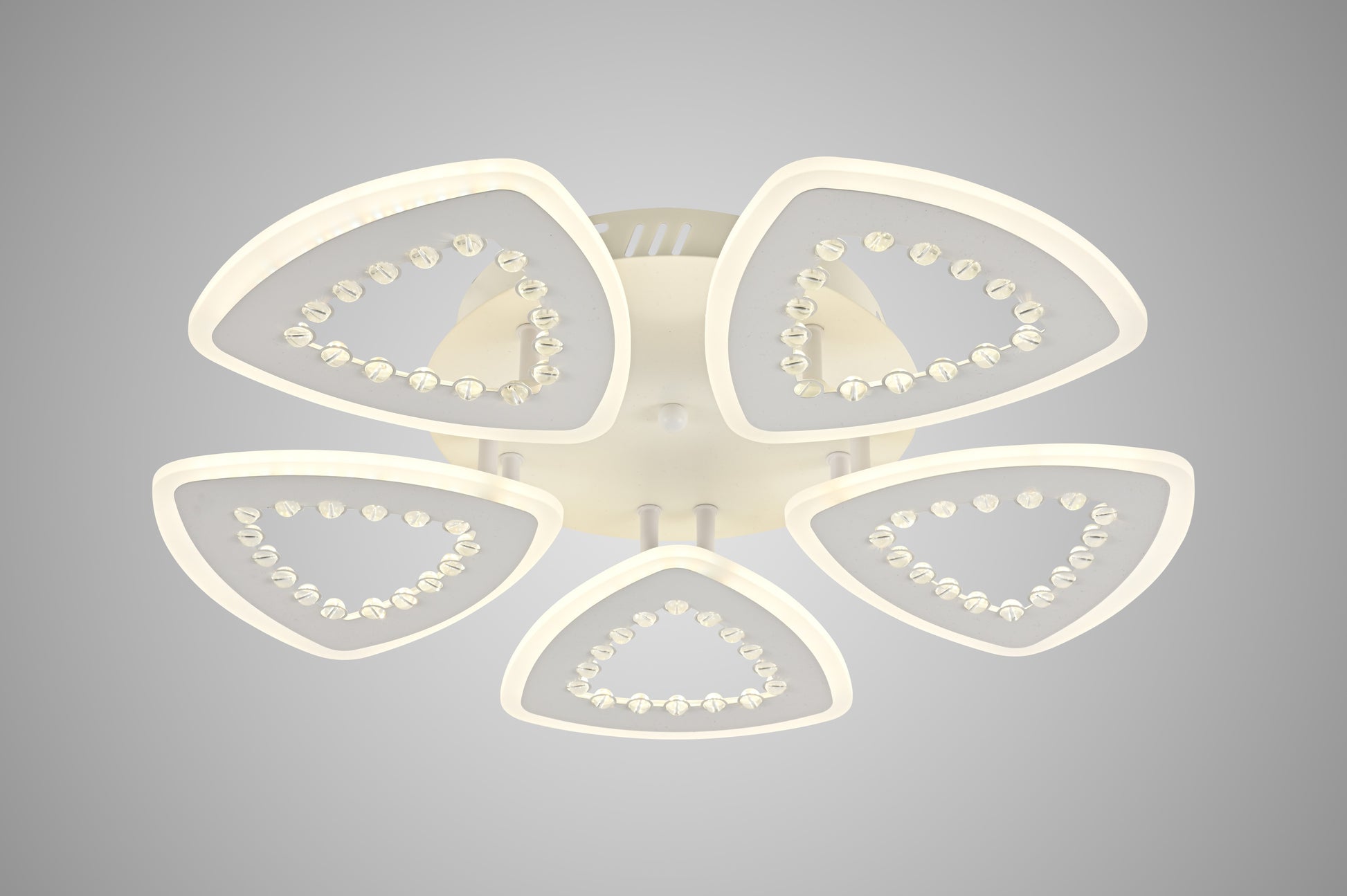 Plafoniera LED cu 5 petale tip floare si cristale decorative, vedere de jos pe fond gri