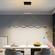Lustra LED val negru 152W in sufragerie moderna, utilizator cu telecomanda pentru reglaj intensitate