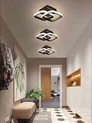Lustra LED 22W montaj tavan, design geometric negru, 3 temperaturi culoare, montata in coridor modern