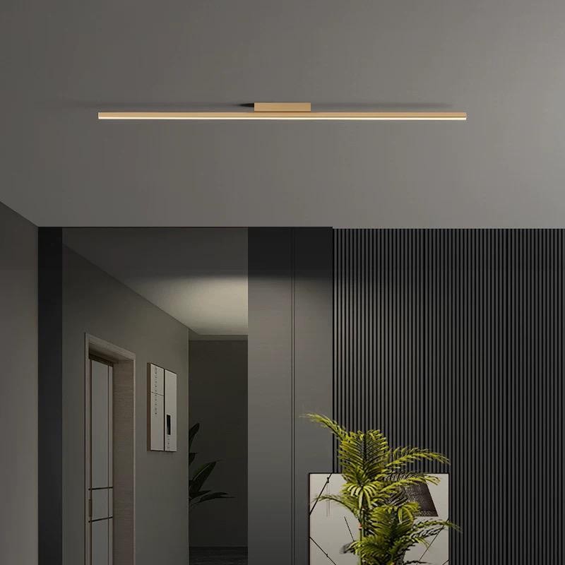 Plafoniera LED bar auriu 100cm 40W, 3 temperaturi de culoare, montaj pe tavan, design liniar subtire in hol modern