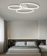 Lustra LED 43W cu 3 inele, montaj tavan, lumina reglabila alb cald/rece, design modern in dormitor
