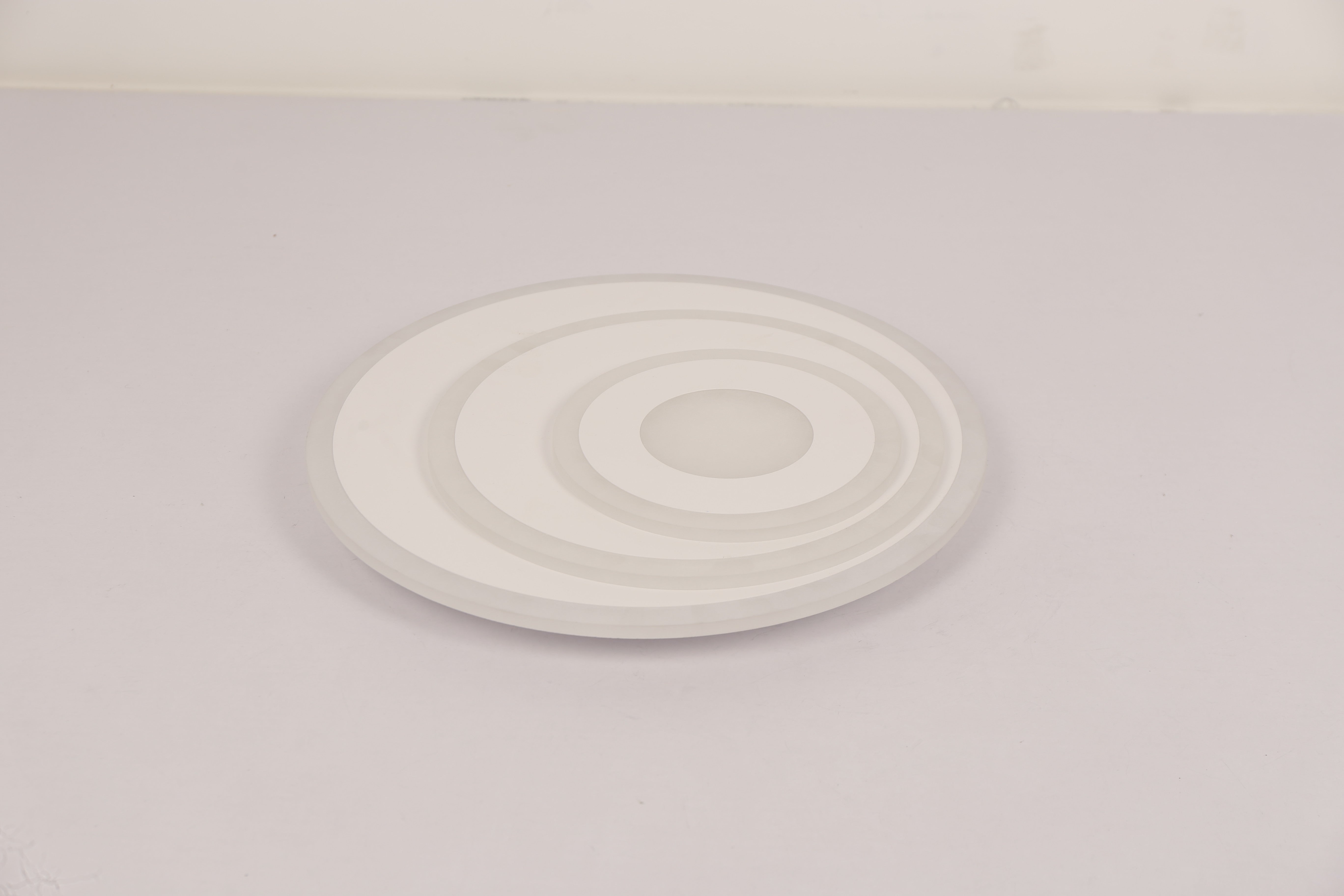 Plafoniera LED circulara stinsa, design disc stratificat alb mat, corp subtire 65mm