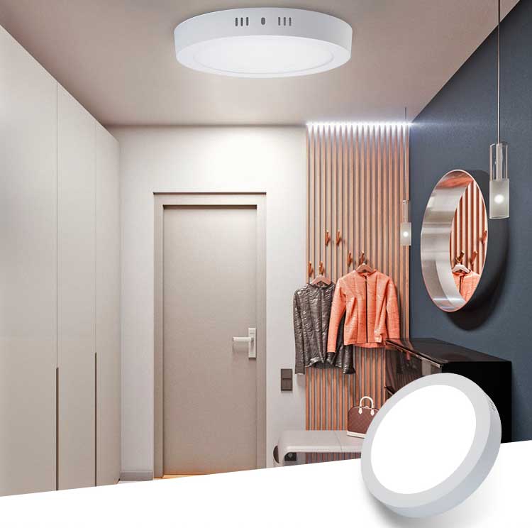 Aplica LED rotunda aparenta 24W montata in hol, iluminat confortabil pentru zona de tranzit
