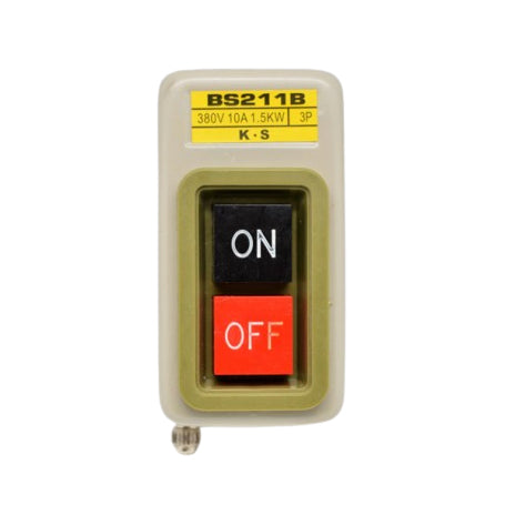 Intrerupator industrial ON/OFF 380V 10A 1.5KW, butoane negru si rosu, carcasa plastic, 3 poli