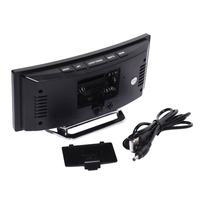 Ceas LED oglinda cu compartiment baterii deschis, capac detasat si cablu USB inclus in pachet