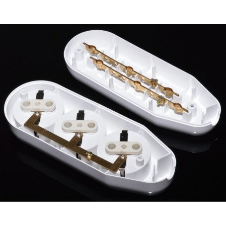 Cap prelungitor ceramic deschis, interior cu contacte din alama si inele ceramice vizibile