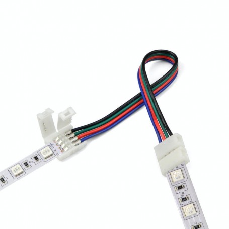 Conector RGB 5050 montat pe doua segmente de banda LED, unire fara lipituri