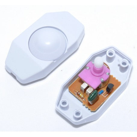 Variator pe fir deschis, cu circuit electronic intern si buton rotativ vizibil, 250V