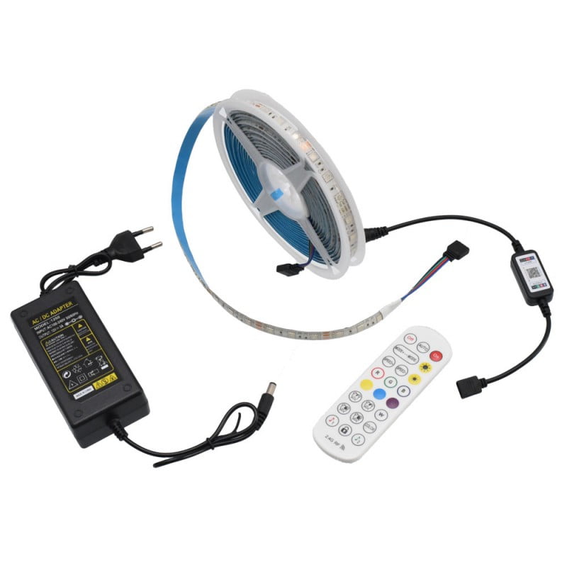 Banda LED RGB 5050 IP65 desfasurata partial pe mosor, cu accesorii controller si telecomanda
