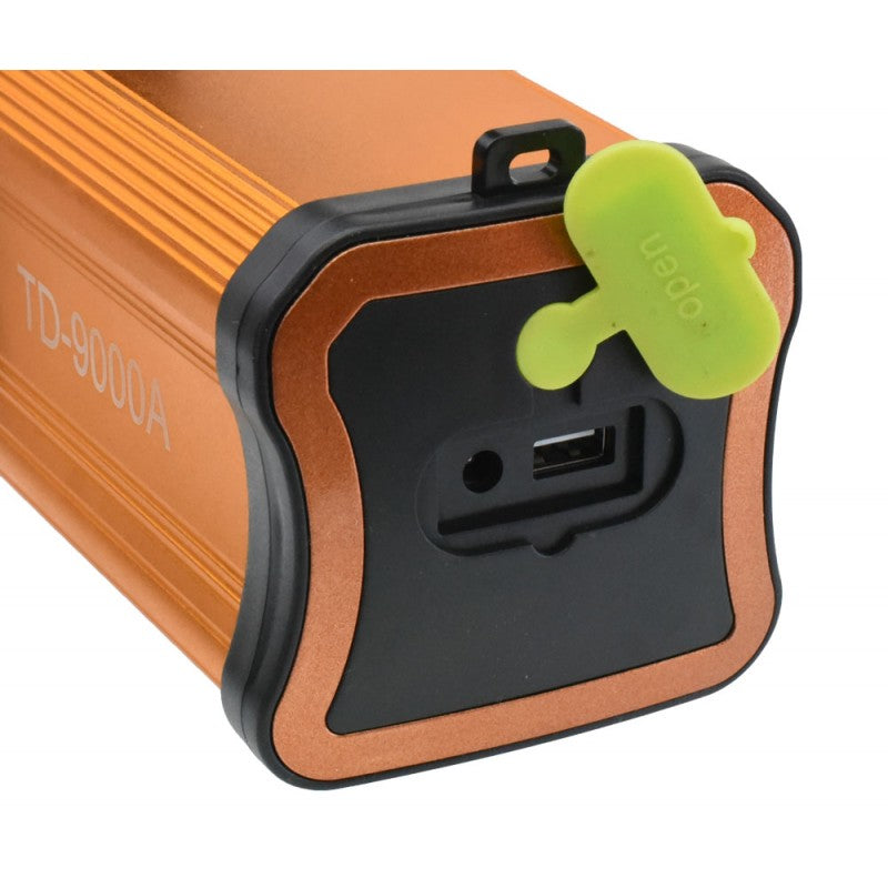 Lanterna portabila cu port USB pentru functie powerbank si capac de protectie cauciuc