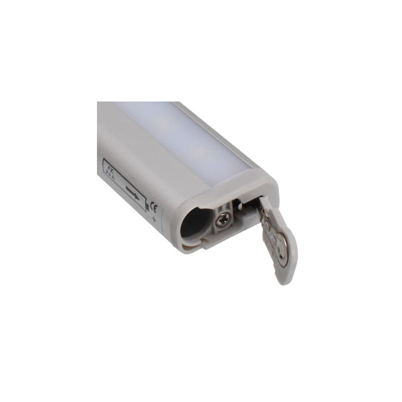 Lampa LED pentru mobila cu compartiment baterii AAA deschis, vedere detaliu lateral