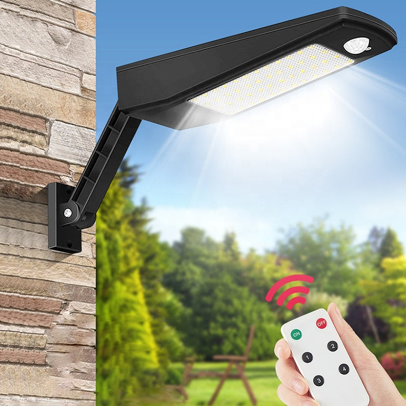 Lampă Solară LED de Perete / Gard cu Senzor de Mișcare, 900lm, Rotire 180°, Telecomandă, Alb – Classlights