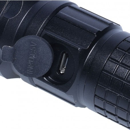 Lanterna modulara cu port micro-USB lateral pentru incarcare directa a acumulatorului