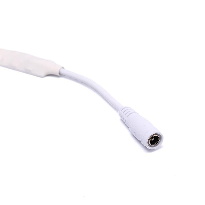 Controler LED RGB cu conector DC mama 2.1mm, detaliu cablu flexibil alb