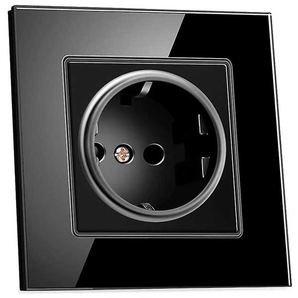 Priza incastrata cu rama sticla neagra lucioasa, unghi detaliu, design premium