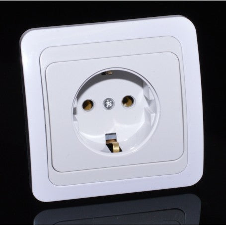Priza simpla alba cu impamantare, finisaj neted, design discret pentru montaj ingropat