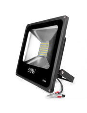 Proiector LED slim 50W 12V IP66 cu clesti crocodil, 4500 lumeni, pentru iluminat exterior off-grid