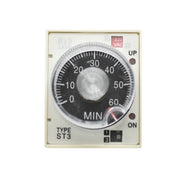 Releu de timp mecanic 220V AC, 60 min, cadran analogic rotativ cu indicator UP si ON
