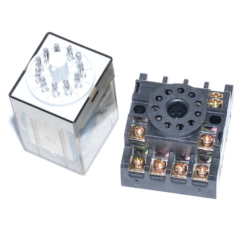 Releu industrial si soclu 11 pini separate, pini de conectare vizibili, borne surub pentru cablare