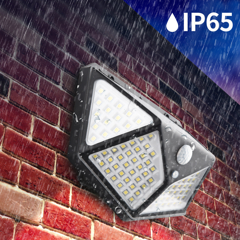Lampa solara LED cu senzor de miscare, IP65 waterproof, montaj perete exterior, unghi 160 grade, rezistenta la ploaie