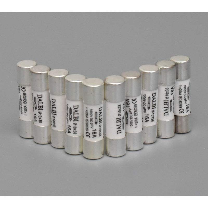 Sigurante fuzibile gPV 10x38mm 16A, aliniate in rand, vedere frontala cu inscriptii vizibile