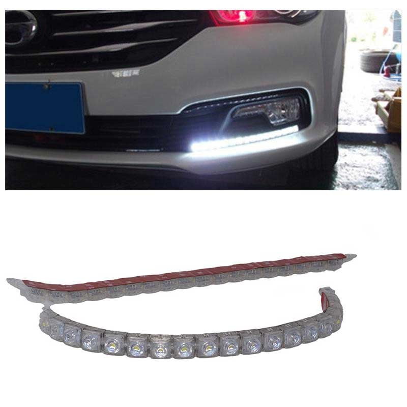 Bagheta LED DRL flexibila montata pe bara fata masina, lumina alba rece de zi