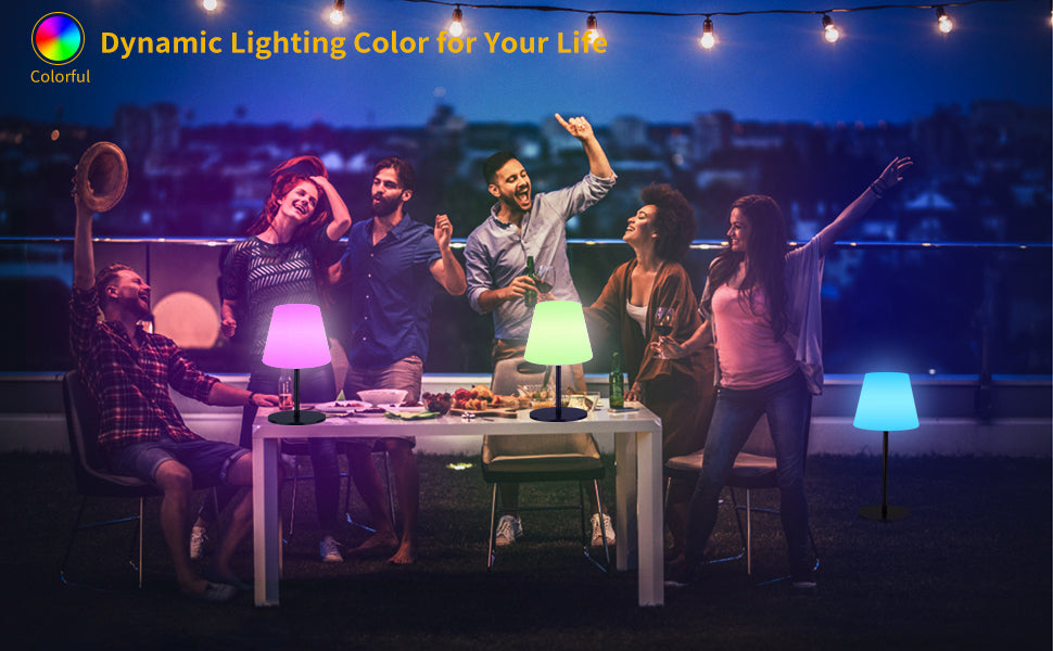 Lampa de masa solara multicolora RGB folosita la petrecere in aer liber, lumini dinamice colorate