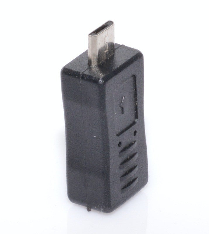 Adaptor Micro USB la Mini USB, profil lateral cu conector Micro USB in partea superioara