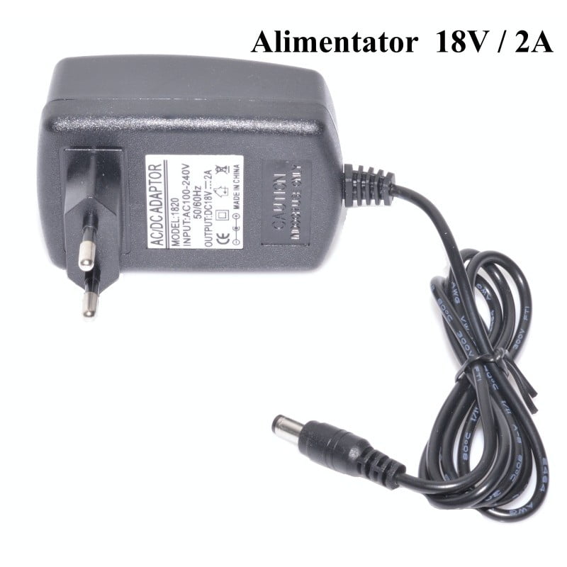 Alimentator 18V 2A vedere laterala cu eticheta specificatii si stecher EU