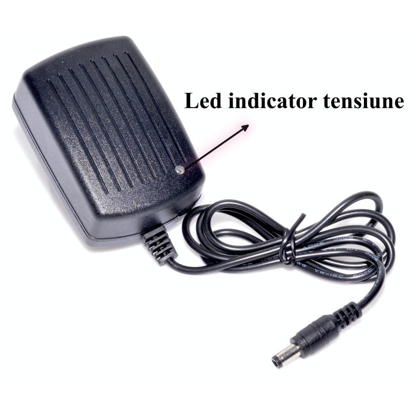 Alimentator 24V 2A cu LED indicator de tensiune vizibil pe carcasa neagra