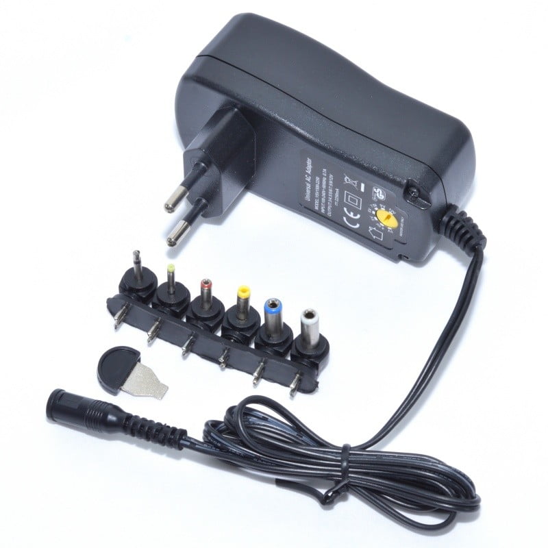 Alimentator universal reglabil 3-12V 1.5A cu 6 mufe interschimbabile si port USB, compatibil 220V