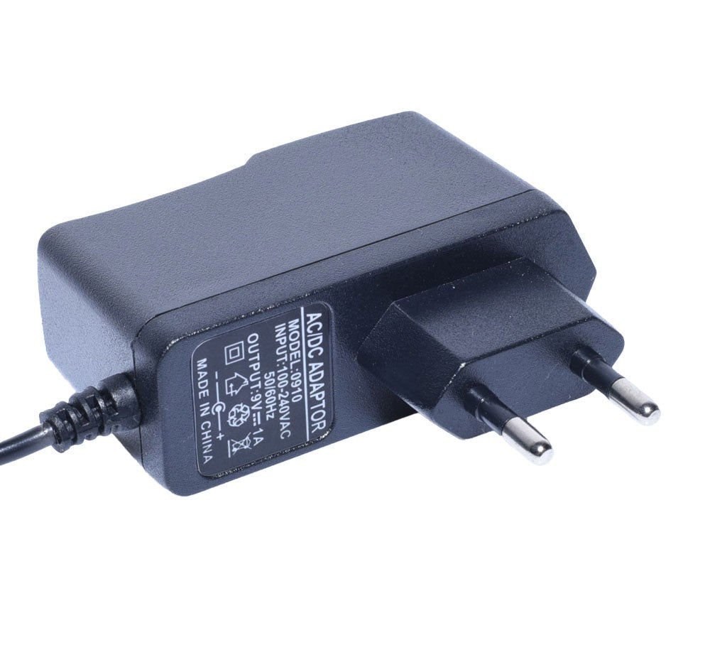 Alimentator 9V 1A profil drept cu eticheta output 9V 1A si stecher EU compact