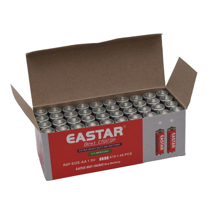 Cutie deschisa cu 40 baterii AA R6 1.5V aranjate in randuri, fara mercur