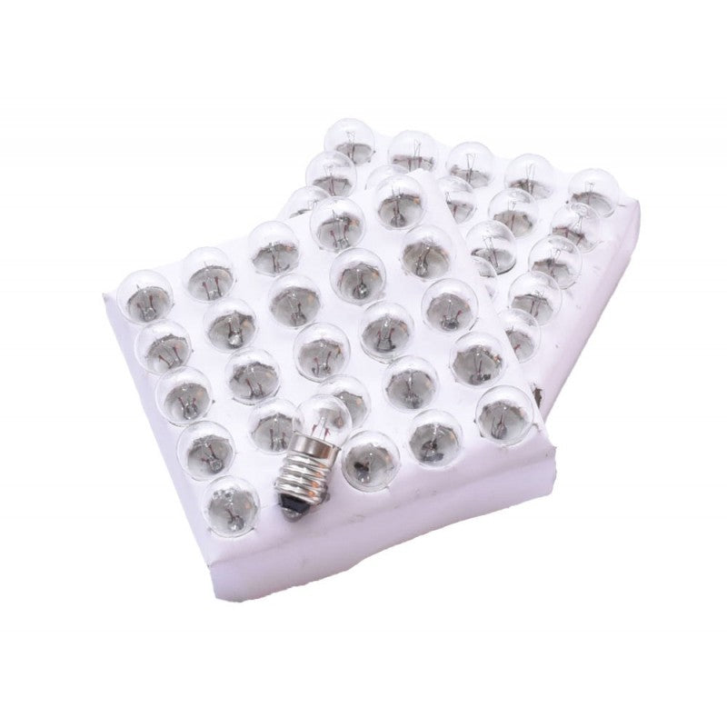 Becuri minion E10 pe doua tavi de protectie, vedere de sus cu un bec extras
