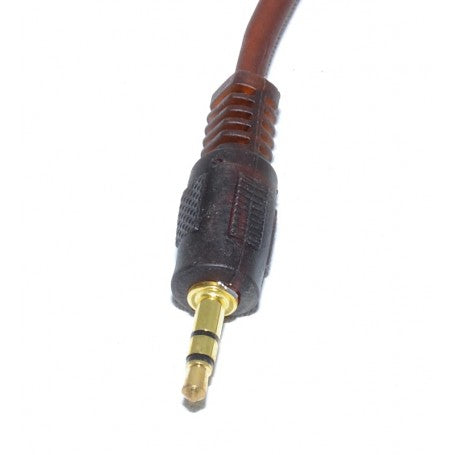 Cablu audio jack 3,5mm, detaliu mufa tata placata cu aur si invelis siliconat flexibil