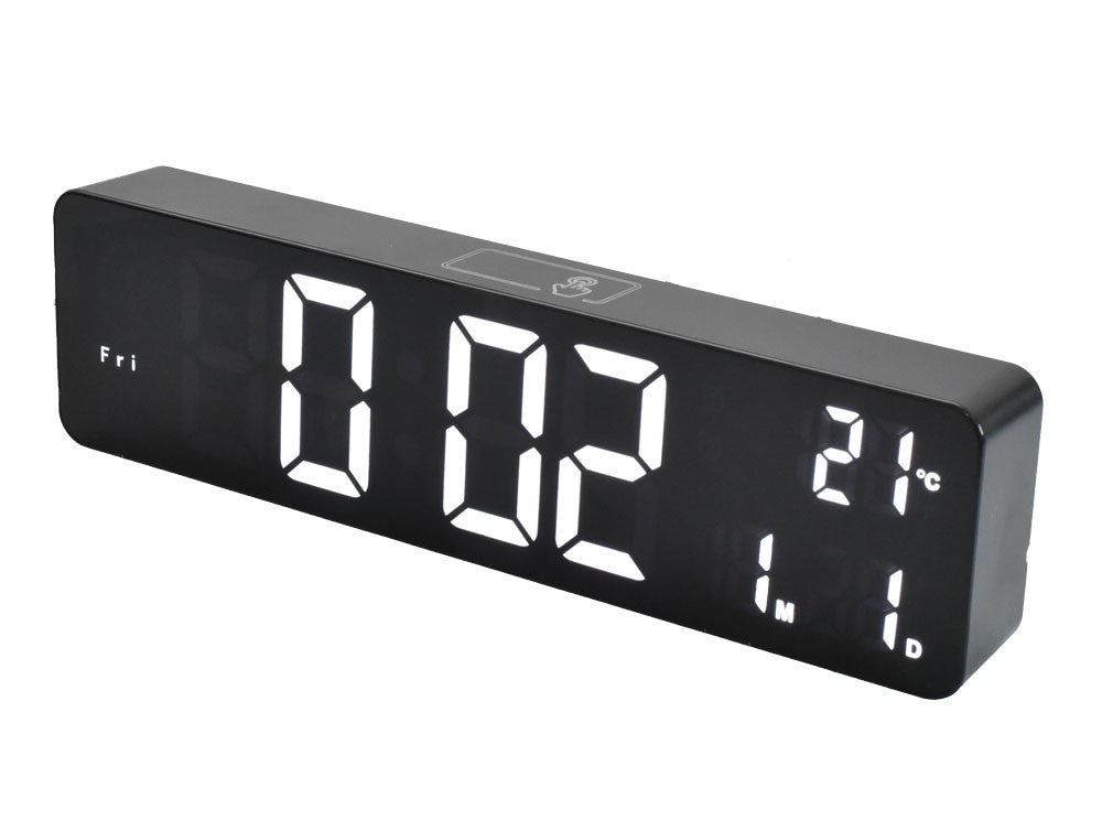 Ceas digital LED negru, unghi lateral cu cifre LED albe de mare dimensiune vizibile clar