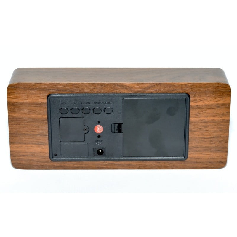 Ceas digital lemn maro, panou spate cu 5 butoane de control si port USB alimentare