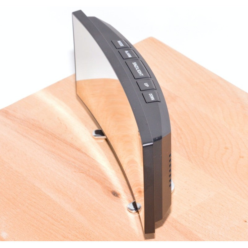 Ceas desteptator LED oglinda, profil subtire, butoane de control pe lateral, design compact