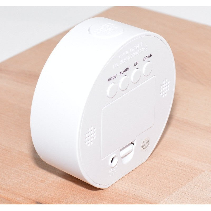 Ceas digital rotund, vedere spate cu butoane MODE, ALARM, UP si DOWN