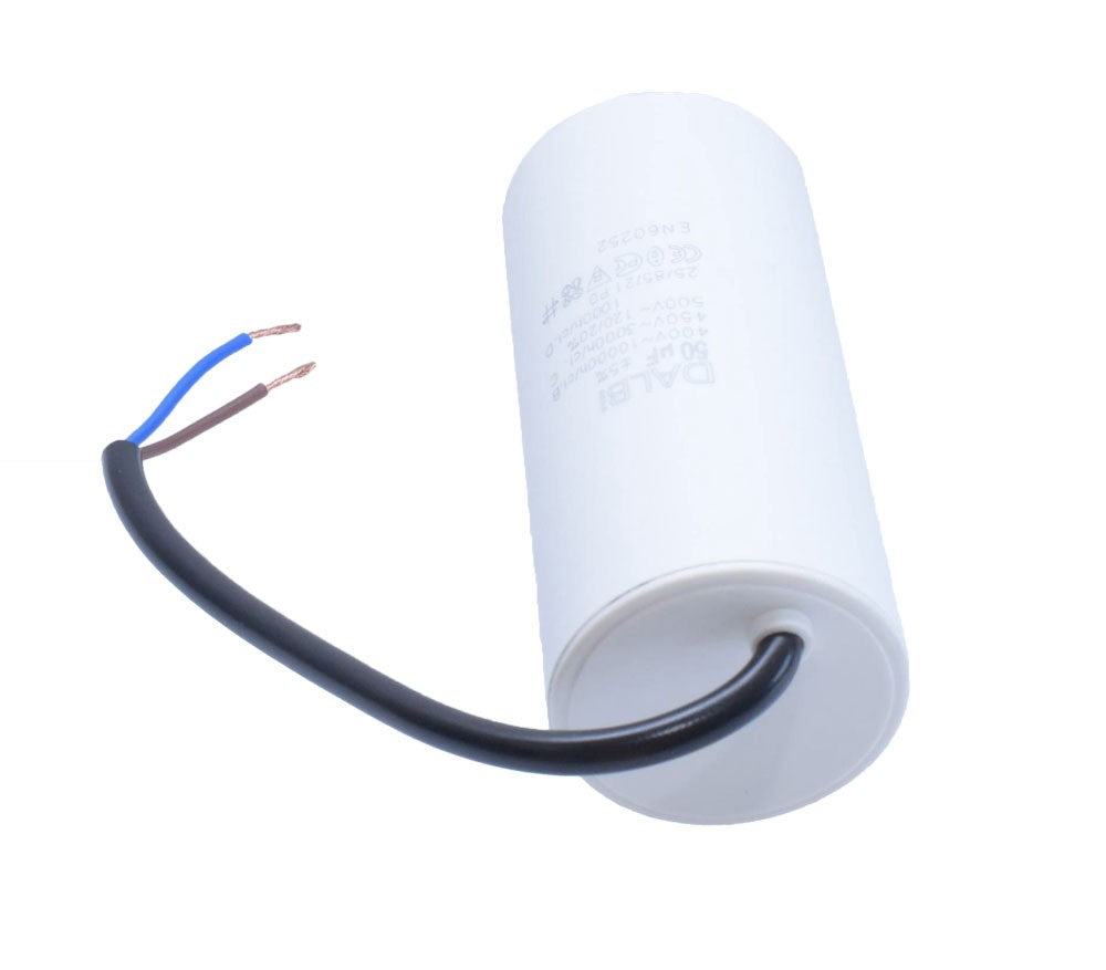 Condensator motor cu fire bicolore albastru si maro, vedere laterala, 50uF 450V
