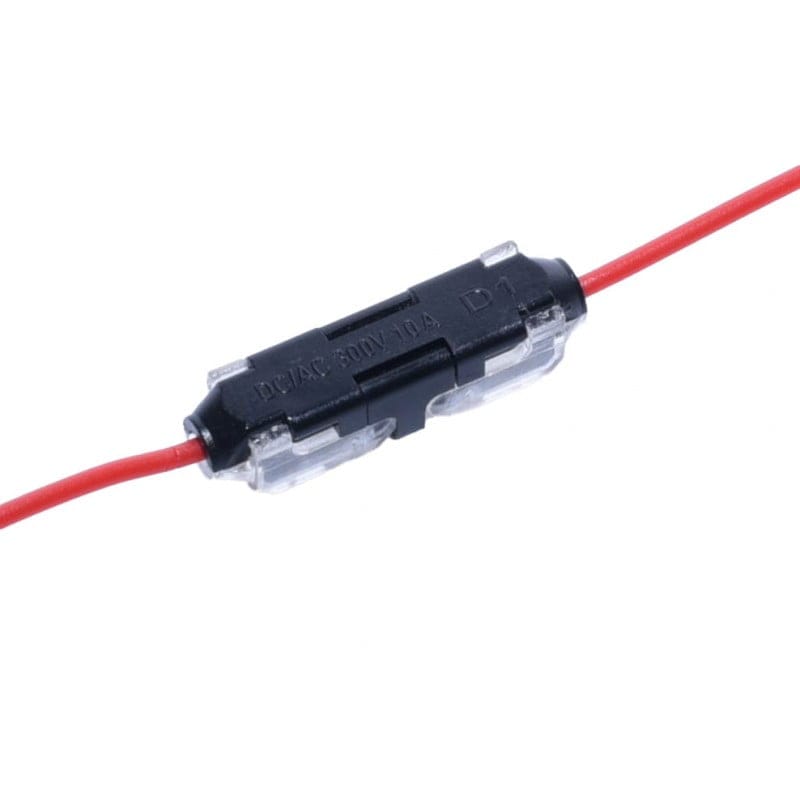 Conector cablu H1 montat pe fir rosu, vedere de sus cu inscriptionare DC/AC 300V 10A pe corp