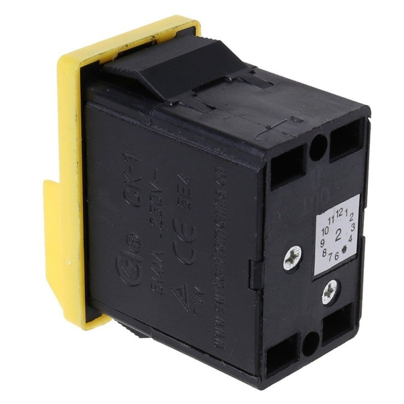 Intrerupator electromagnetic 250V, vedere spate cu borne de conectare si cleme montaj
