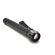 Lanterna de mana LED 3W cu zoom reglabil, corp aluminiu negru, curea textila inclusa, compatibila baterii R20