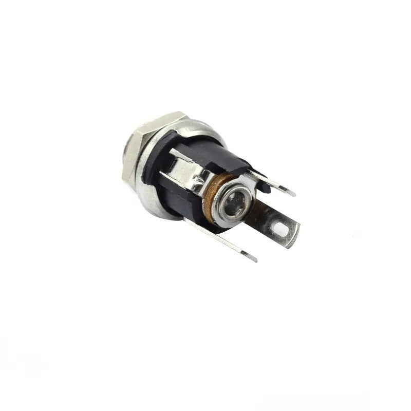 Mufa DC 2,1mm mama vedere din spate, terminale plate expuse pentru conectare prin lipire pe PCB sau cablu