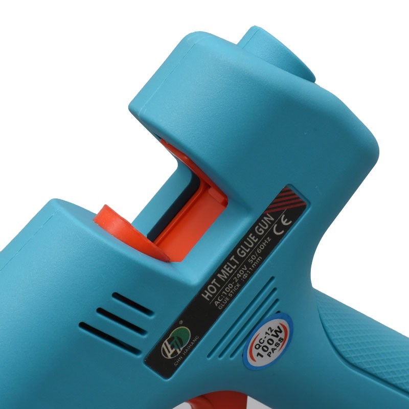 Pistol de lipit 100W, detaliu zona de alimentare cu bara 11mm si eticheta de specificatii