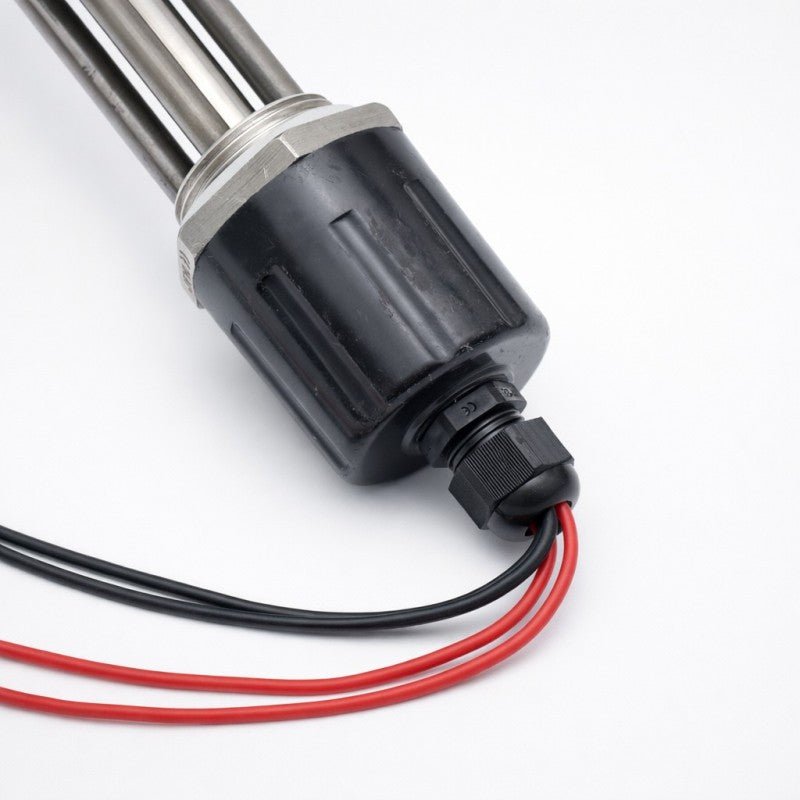 Rezistenta boiler detaliu cap etans cu presetupa si cabluri DC 48V rosii si negre