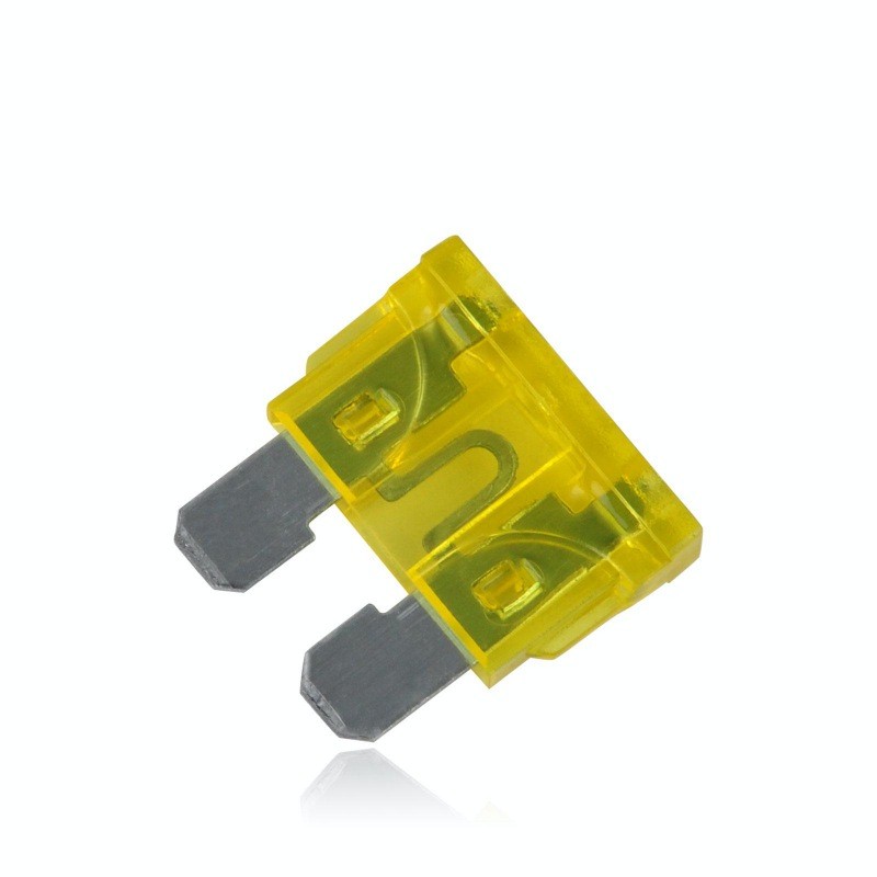 Siguranta fuzibila auto 20A detaliata, carcasa galbena transparenta, dimensiune standard 19x13mm
