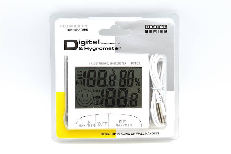 Termometru digital cu higrometru in ambalaj, afisaj LCD cu temperatura interior/exterior si umiditate, montaj perete sau birou